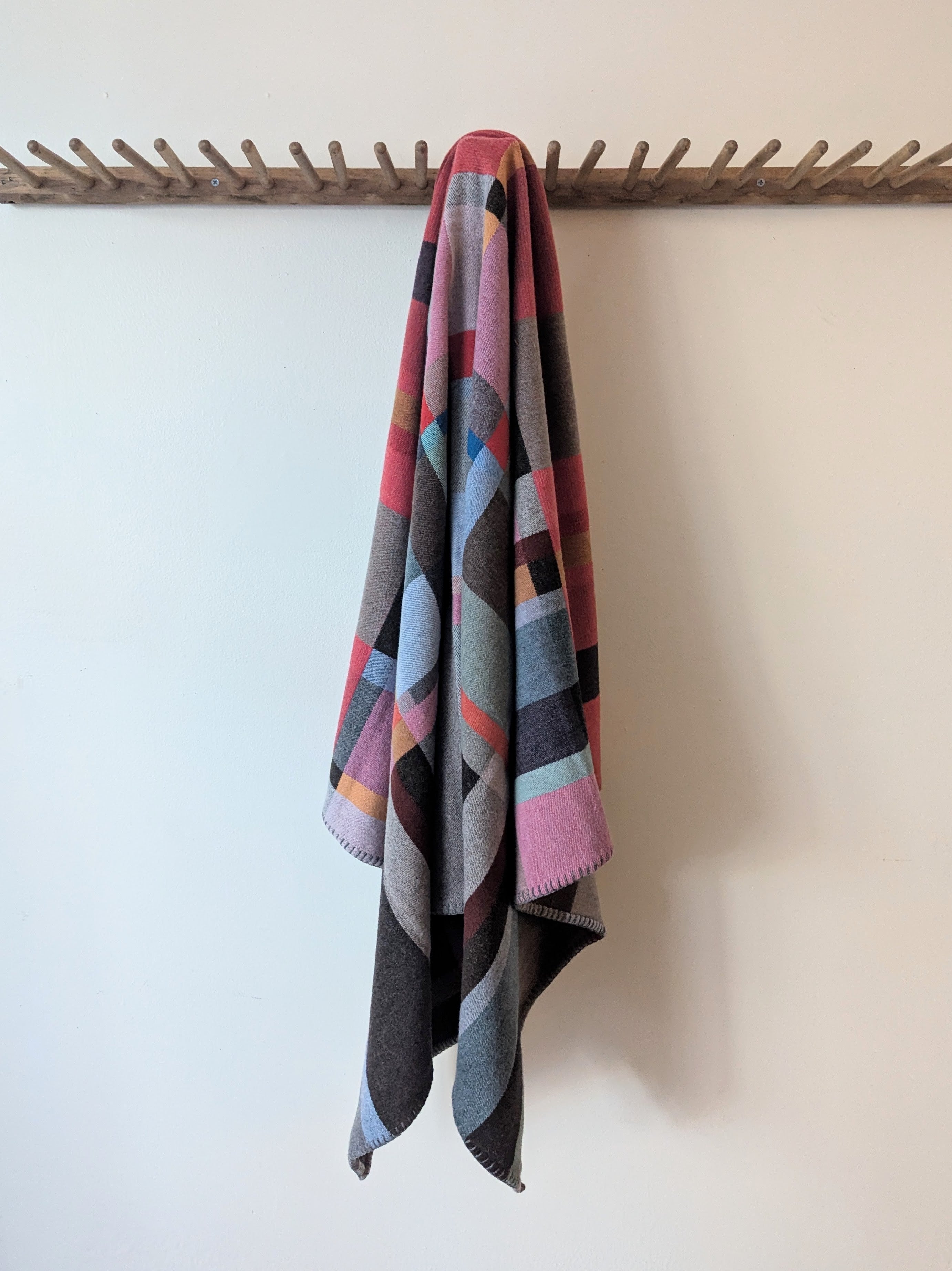 Wallace Sewell Merino Lambswool Throw - Lasdun
